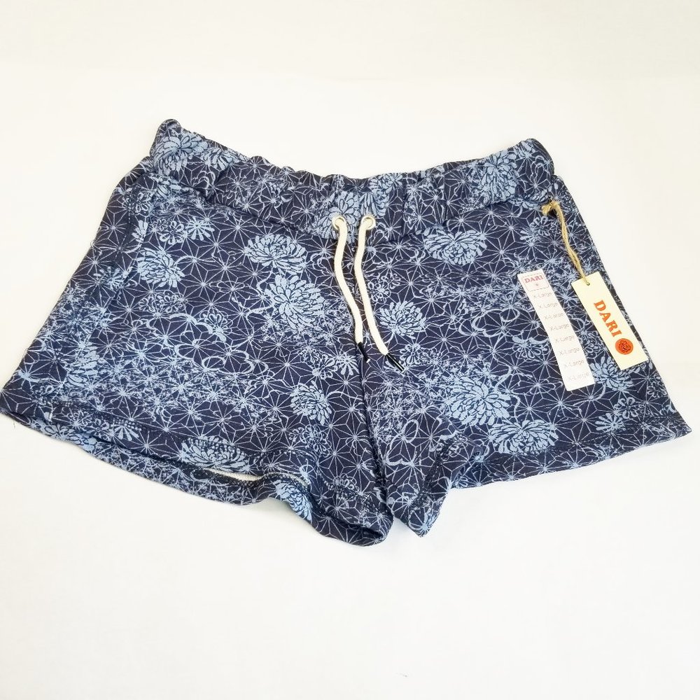 Dari Shorts Junior XL Blue Floral Geometric